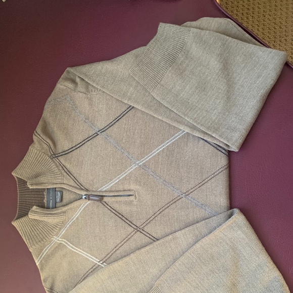 Men's XL Tricots St Raphael Sweater - Picture 2 of 4